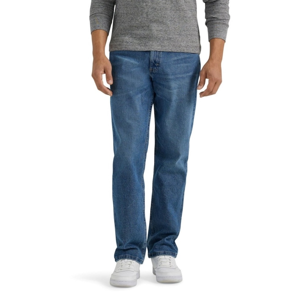 NWT Wrangler Men's and Big Men's Relaxed Fit Jeans Size 34 x 30